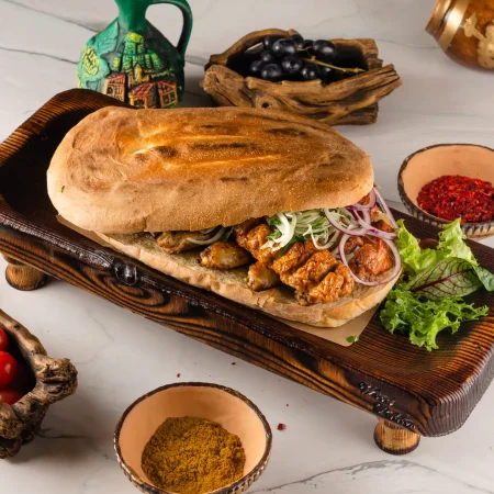 Ассорти шашлыка в хлебе матнакаш